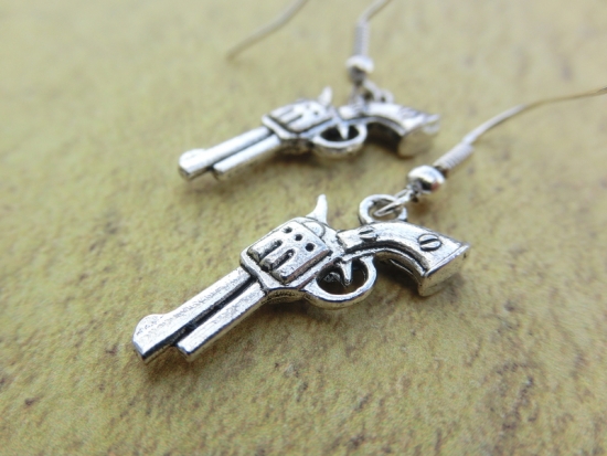 Preview: Pistolen Ohrringe Wester Colt Knarre